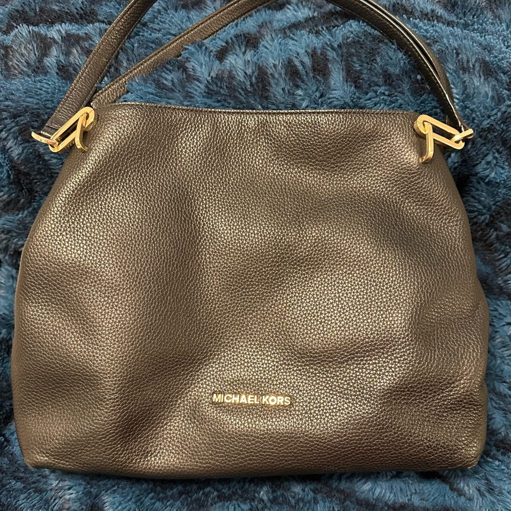 🔥CROSSPOSTED🔥Michael Kors Black Leather Women's Bag
